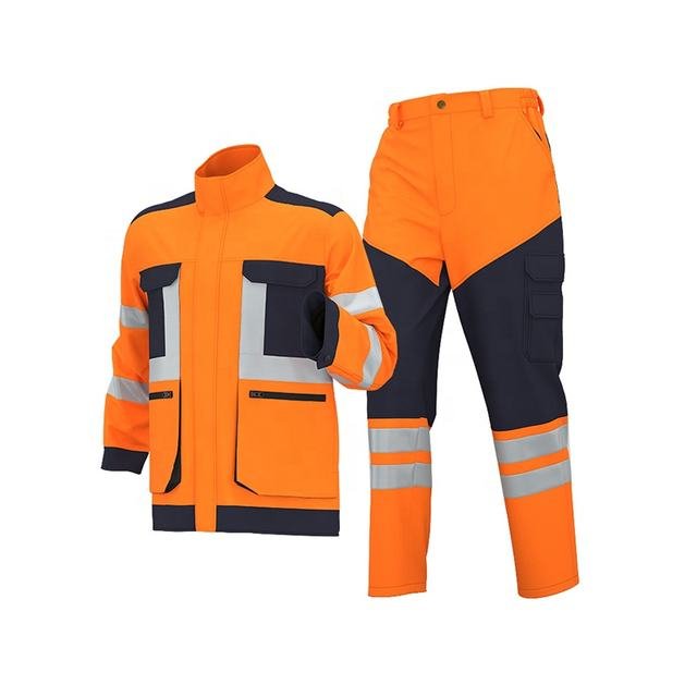 S3 safety boots for industrial workplaces